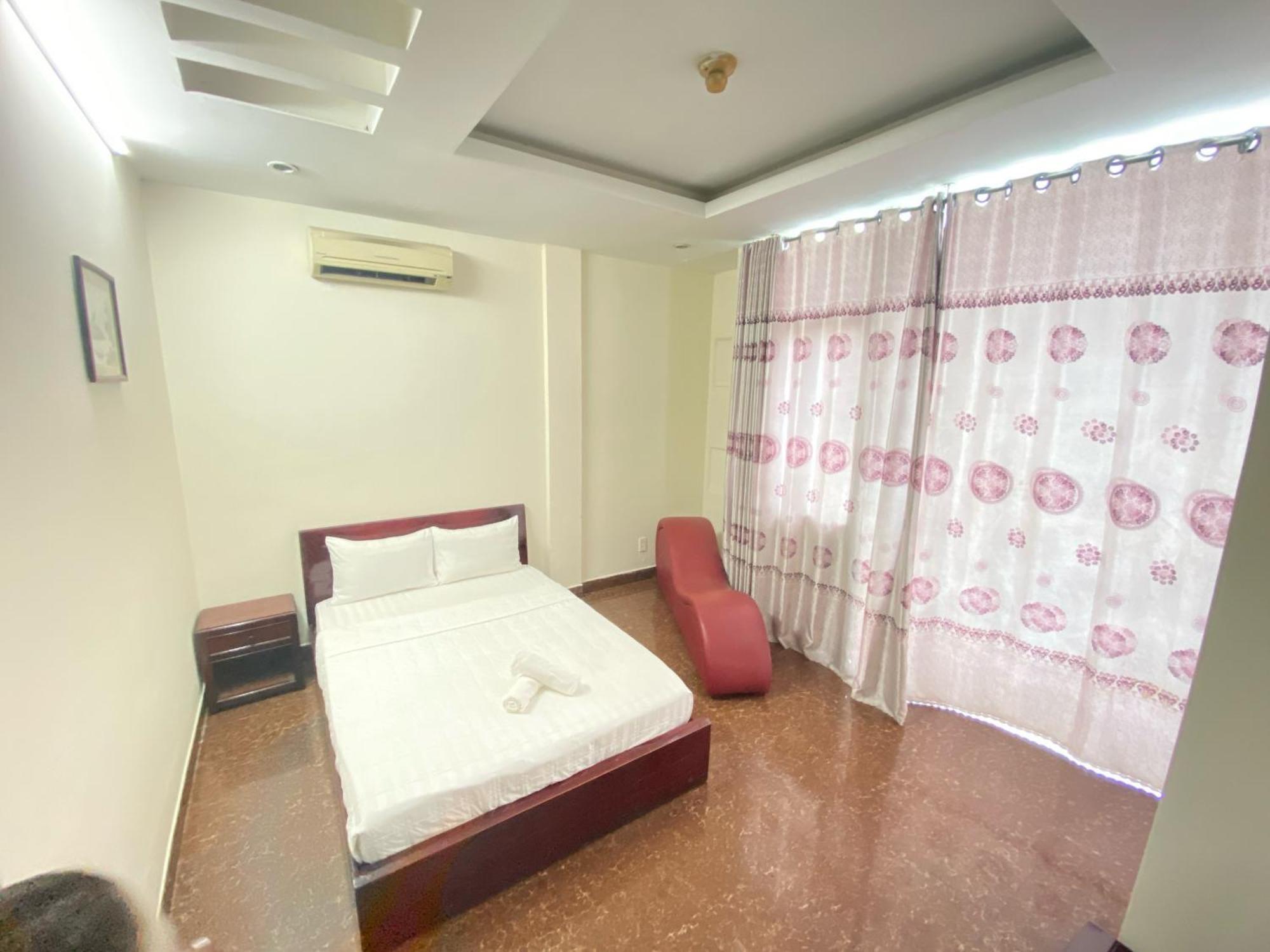 Hotel Khach San Mien *
